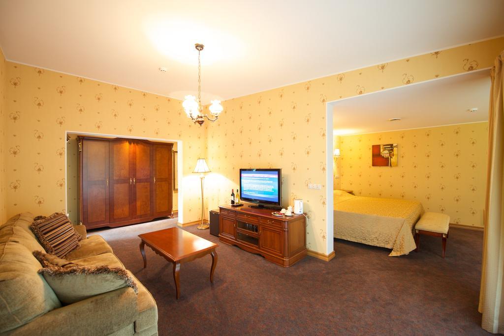 Villa Hotel Theresa Раквере Номер фото