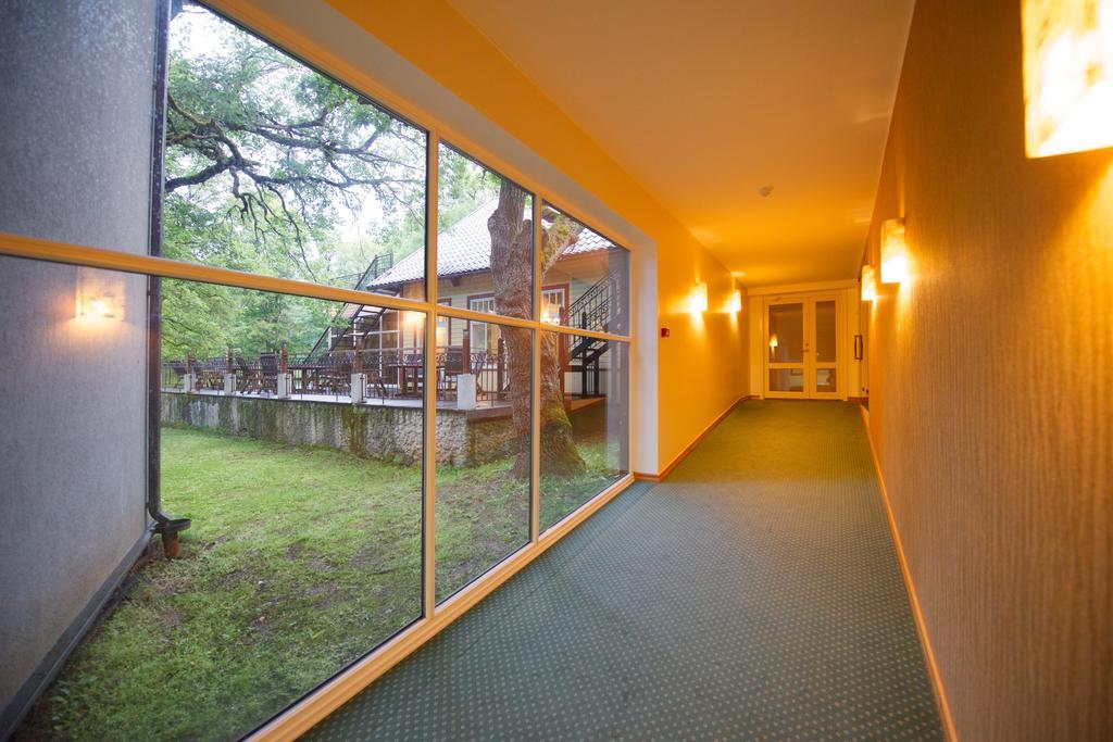 Villa Hotel Theresa Раквере Екстер'єр фото